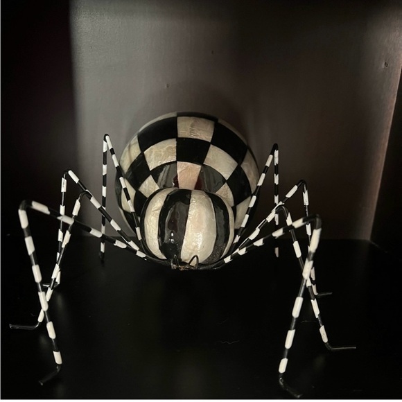 Mackenzie-Childs Spider - Courtly Capiz Spider NEW with original box! ๐ค๐ค - Picture 9 of 10